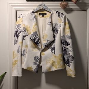 Tahari Arthur S. Levine Floral Print Blazer Size 6 Structured Workable